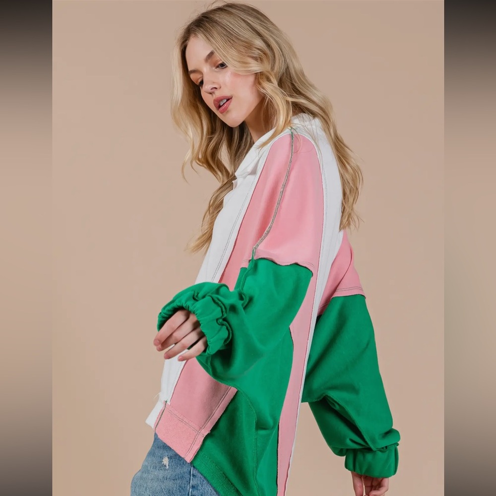 Contrast Collared Oversized Sweatshirt - Picture 5 of 7